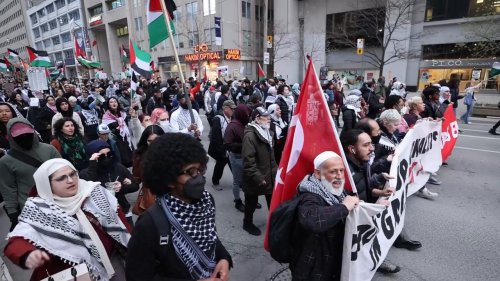 Canada: Thousands hold rally in Toronto in solidarity with Palestine