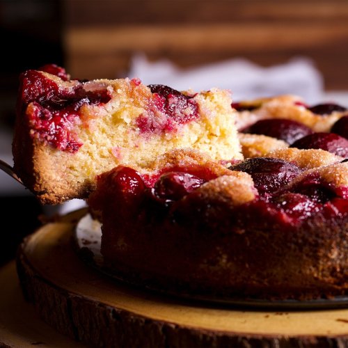 Cakes That Know What Fruit Is For: 12 Fruit-Forward Desserts That Get It Right