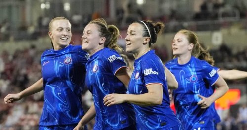 Magazine - WOMEN'S FOOTBALL