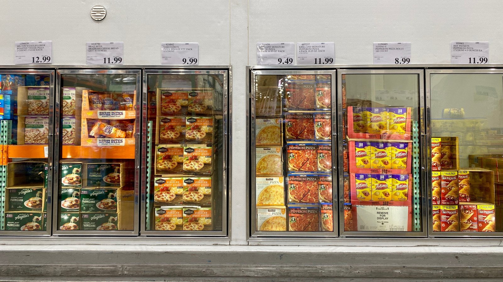 The Costco Pizza You Need To Add To Your Cart ASAP