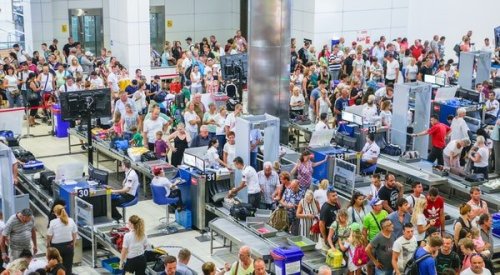 Travel News— Air Travel Is Chaos Right Now