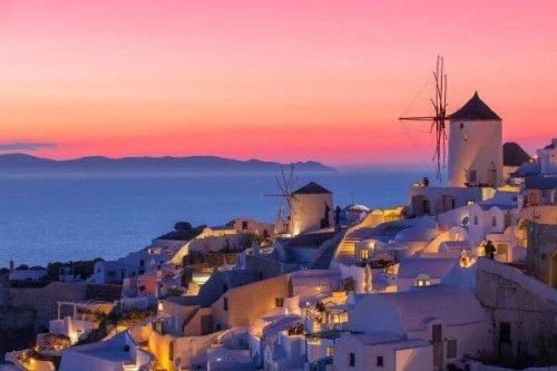 Ultimate Greece Bucket List - How Many Have You Ticked Off?