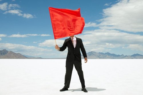 Relationship Expert Lists 10 Red Flags in Men to Watch For