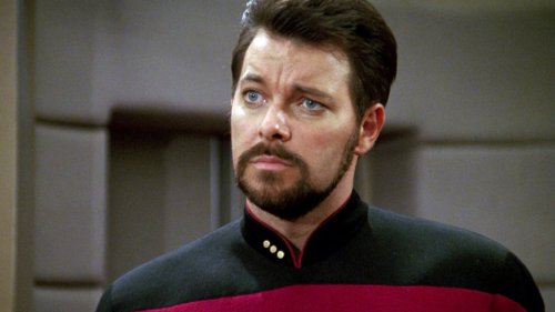 Letting Jonathan Frakes Direct Star Trek Came Back To Bite The Show's Producer