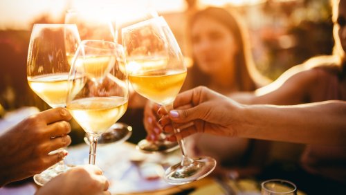 The Complicated Relationship Between Alcohol Consumption And Dementia