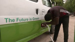 Nigerian Engineer Turns Outdated Vans in Solar-Electric Taxis