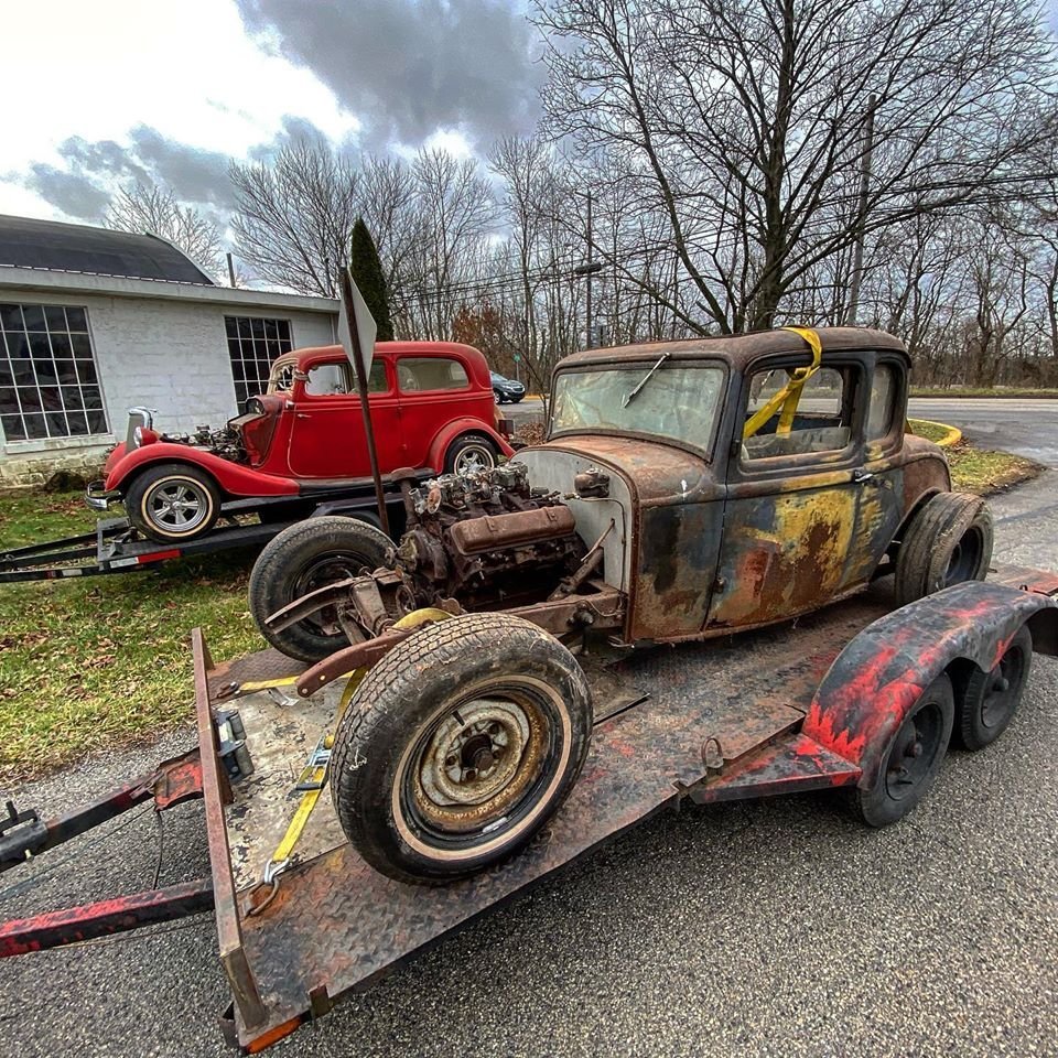 50 Cars Were Found In His Barn... Here's What Larry Schroll Was Hiding