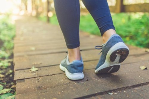  The 6 Best Shoes for Plantar Fasciitis, According to a Podiatrist