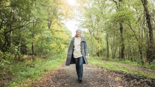 These are the incredible health benefits of walking more 