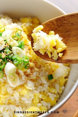This Delicious Egg Fried Rice Recipe Is in Your Bowl in 5 Minutes
