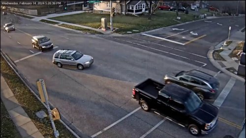 Reckless Driver Causes Head-On Collision in Overland Park, USA
