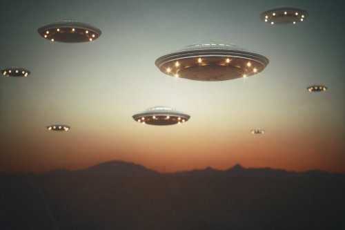 Wild "mothership" sighting sparks waves of UFO activity over Area 51