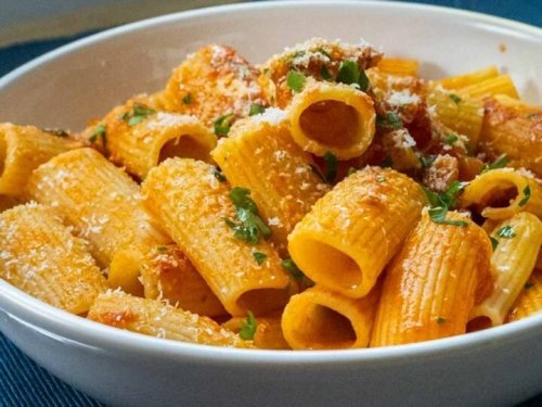 This Roman Pasta Is So Old That It's New
