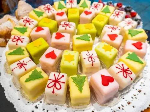 16 Irresistible Christmas Desserts