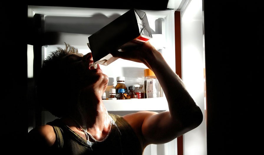Why you should never keep milk in your refrigerator door