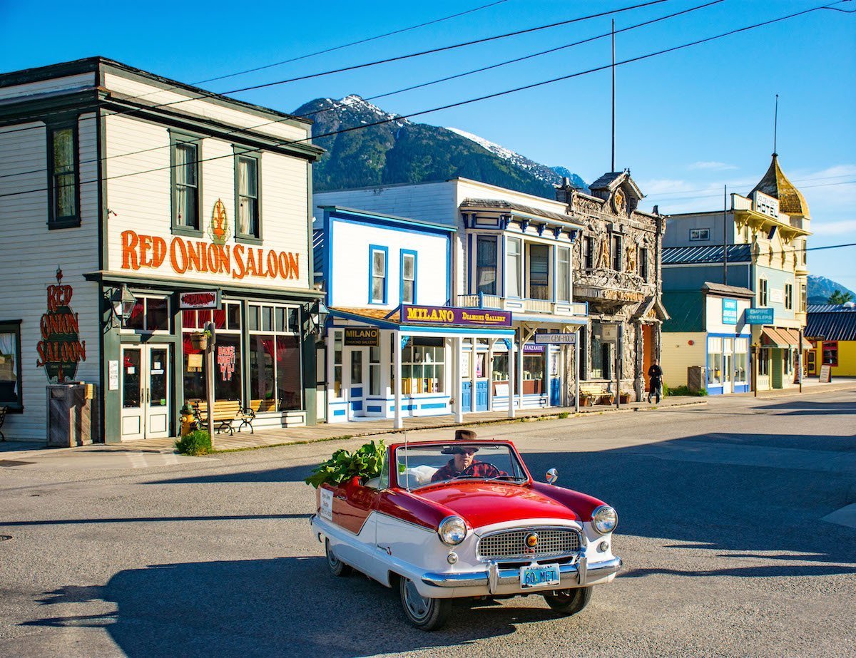 The Five Friendliest Small Towns In The U.S.