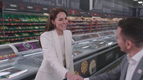 Princess Kate Visits Supermarket to Discuss Early Years Development