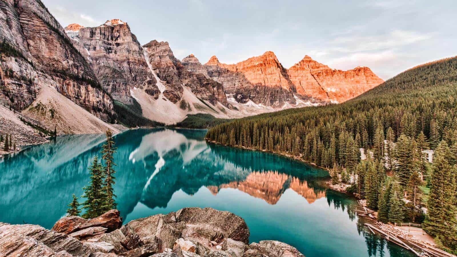 12 Picturesque Lakes That Are Worth Traveling For