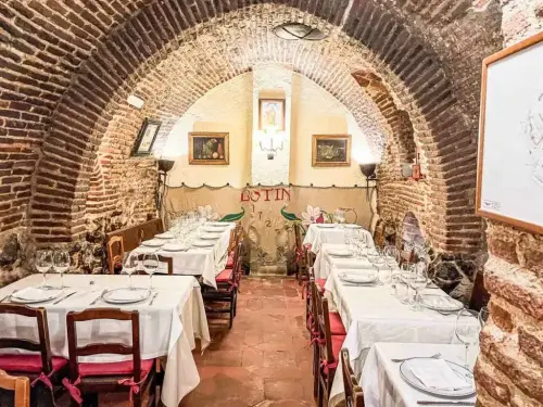 What It's Like to Eat at the Oldest Restaurant in the World