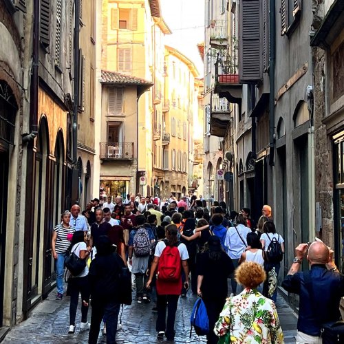 Are You Making These Pickpocket Mistakes in Europe?