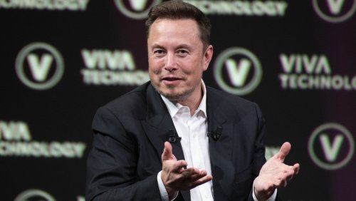 We Should Be Worried About What Elon Musk Is Telling US