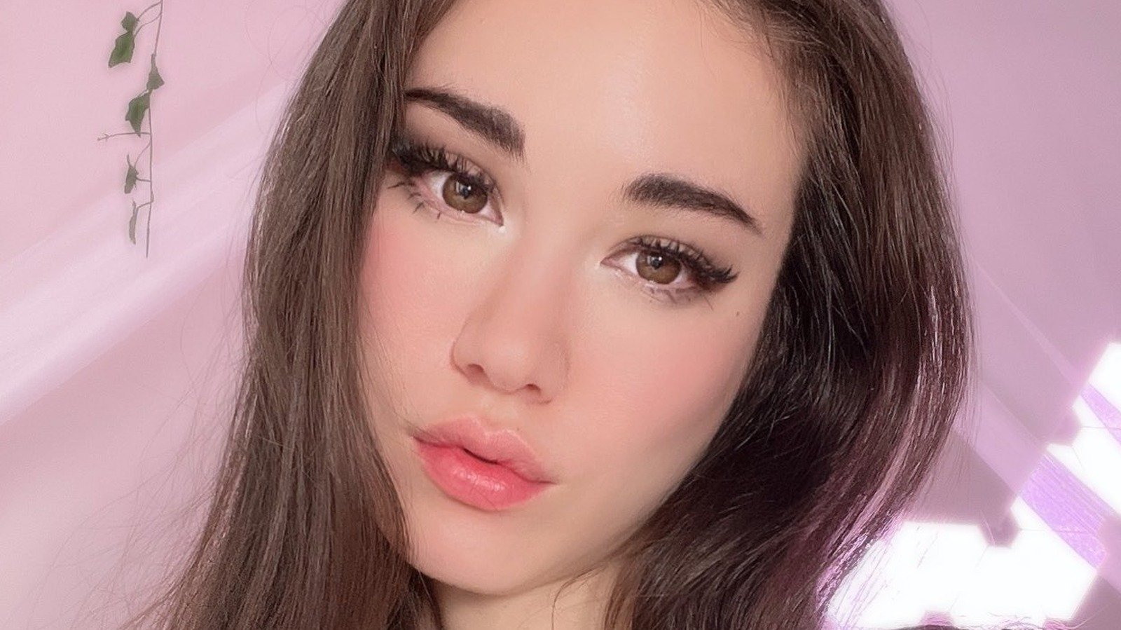 Indiefoxx Finally Explains Why She Was Permabanned On Twitch Flipboard