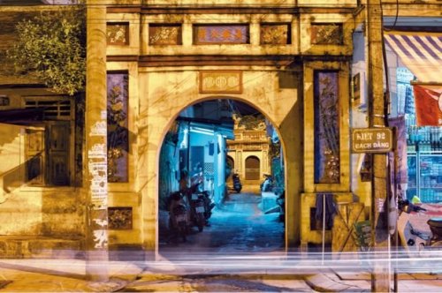 From Hanoi to Detroit, Spellbinding Photos of Cities and Night