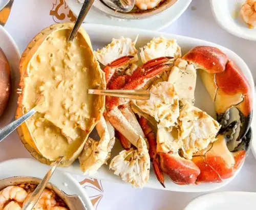 This Lisbon Restaurant Is A Seafood Lover's Fantasy