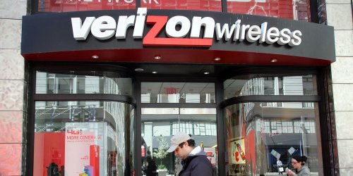 Why Is There a Verizon Exodus—and Should You Follow Suit?