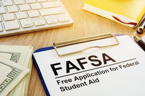 Applicants Say New FAFSA 'Maddening' And 'Notoriously Difficult'