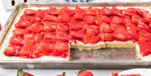 15+ Deliciously Sweet Strawberry Recipes