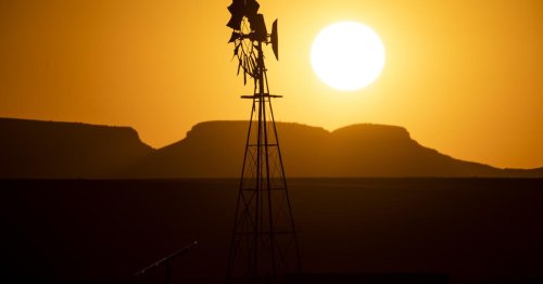Texas power grid asks users to conserve during blistering heat wave