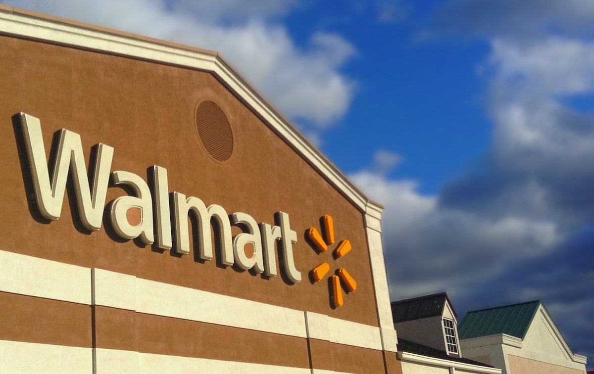 Use this trick to save big while shopping at Walmart