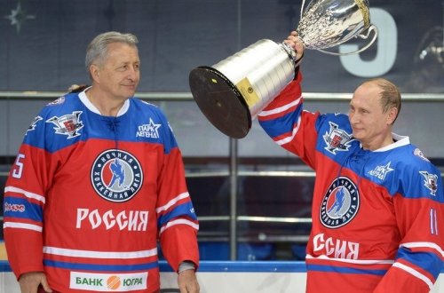 For Vladimir Putin’s Birthday, Ice Hockey and a Missile Strike (Published 2015)