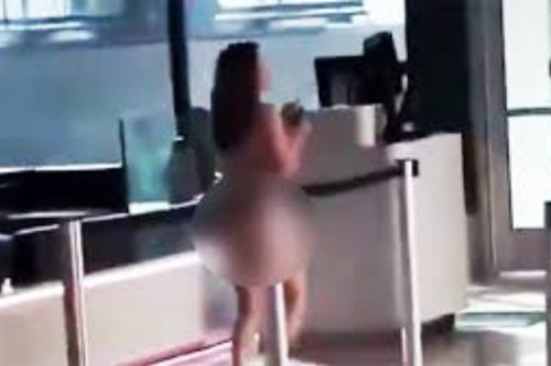 A naked woman causes chaos, bites people at a Texas airport
