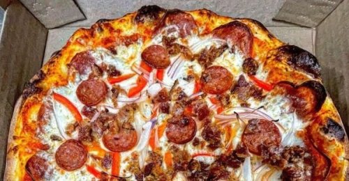 Montreal-Style Pizza Is (Still) A Thing