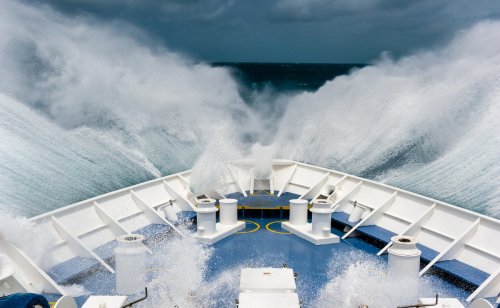 WATCH: Jaw-dropping video shows 40-foot waves crashing into a cruise ship