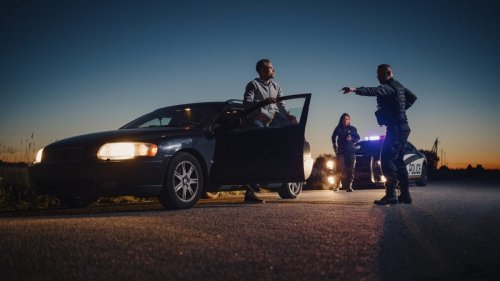 Things a police officer can't do during a traffic stop that you might not know