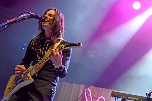 Weezer's Brian Bell gives us the five albums he can't live without