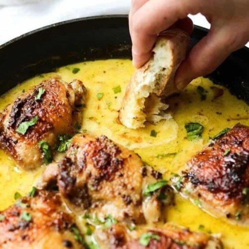 Never Struggle With Dinner Again: 62 Easy Chicken Recipes to Save Your Night