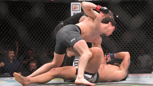 Watch a UFC fighter who trash talked Canada in Canada get KOd by a Canadian