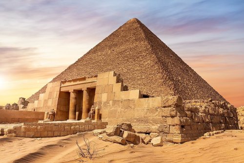 Were Slaves Used To Build The Pyramids?