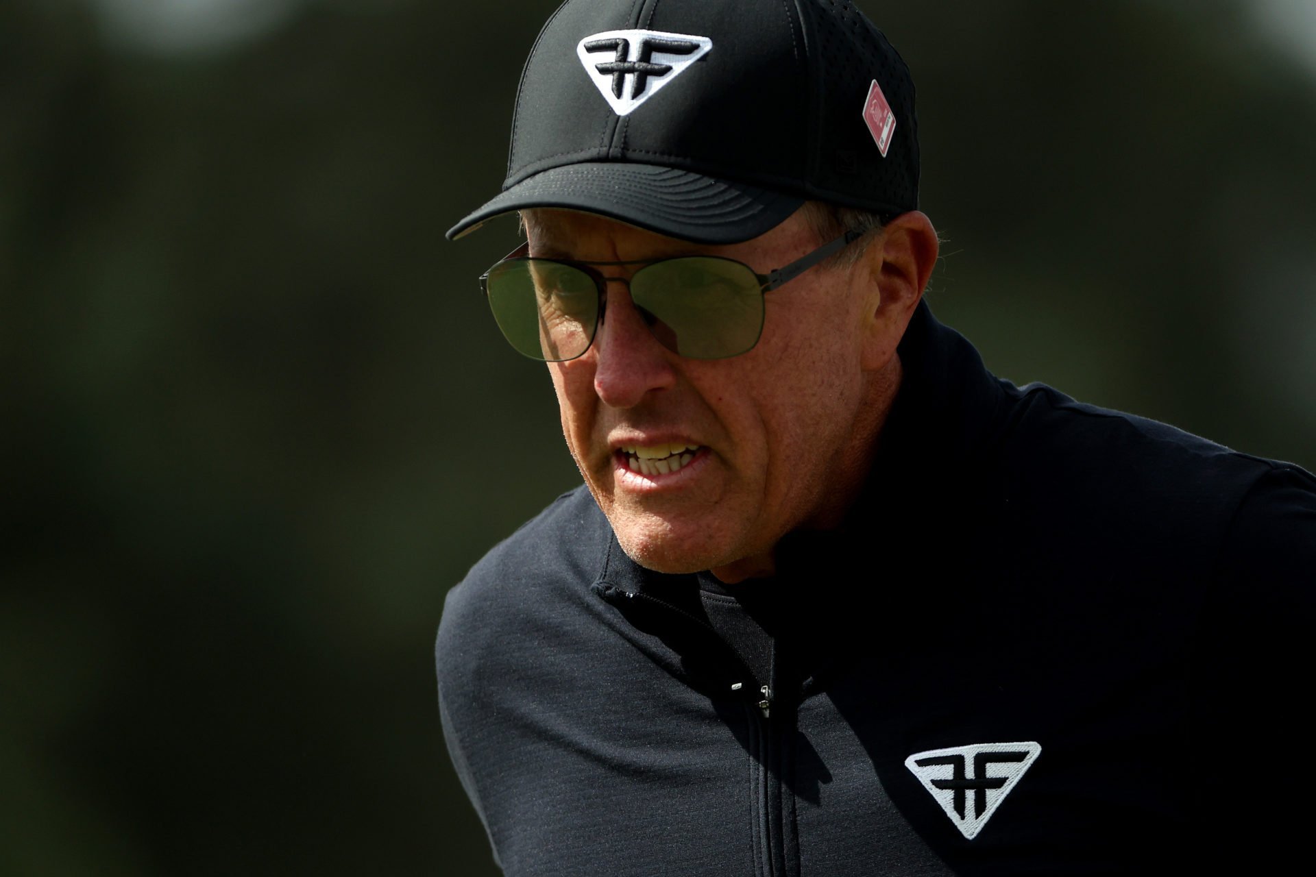 Phil Mickelson's controversial hat logo at The Masters causes stir ...