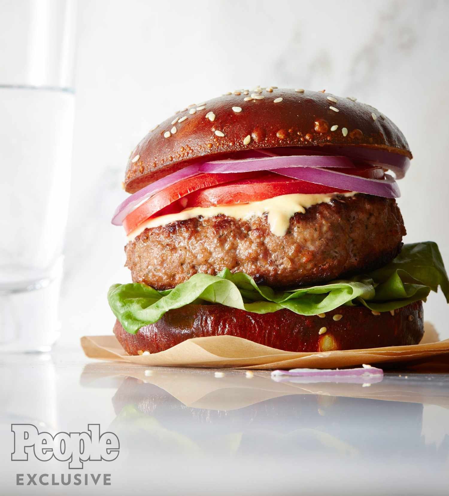 Get Oprah's Turkey Burger Recipe — Considered by Gayle to Be the 'All-Time Best'