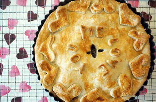 8 Amazing Pies That Will Satisfy The Whole Family