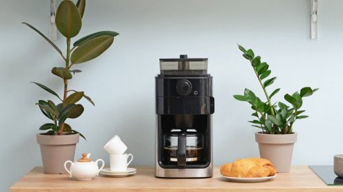 Throw Your Coffee Maker Away Immediately If You Notice This