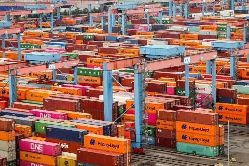 Zölle und Gegenzölle: Wie der Handelsstreit die Weltwirtschaft beeinflusst