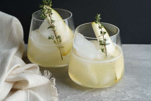 14 Pretty and Delicious Mother’s Day Brunch Cocktails