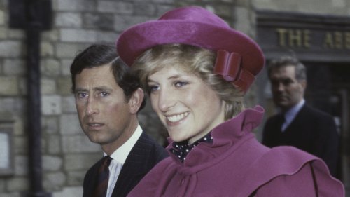 princess diana the crown outfits
