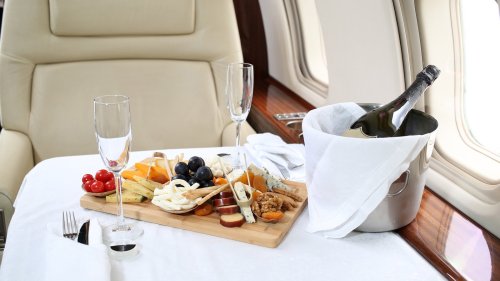 15 Airlines With The Absolute Best Quality Meals, Ranked